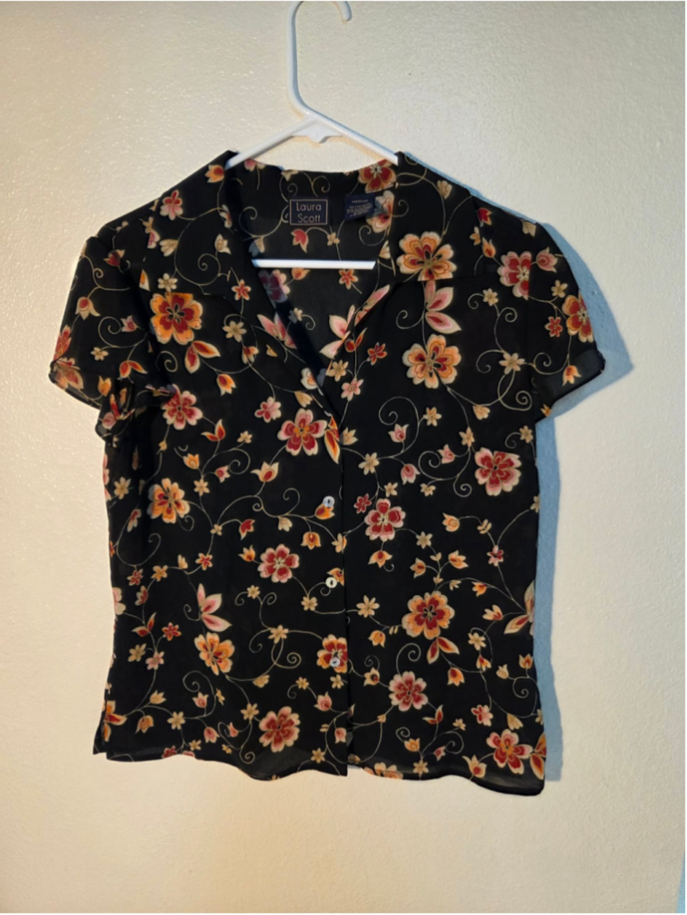 Laura Scott Women’s Vintage Floral Chiffon Button-Up Blouse Fitted Black M W-223